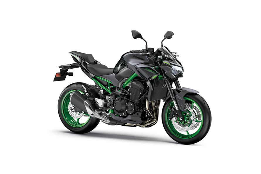 Kawasaki Z900 color variants
