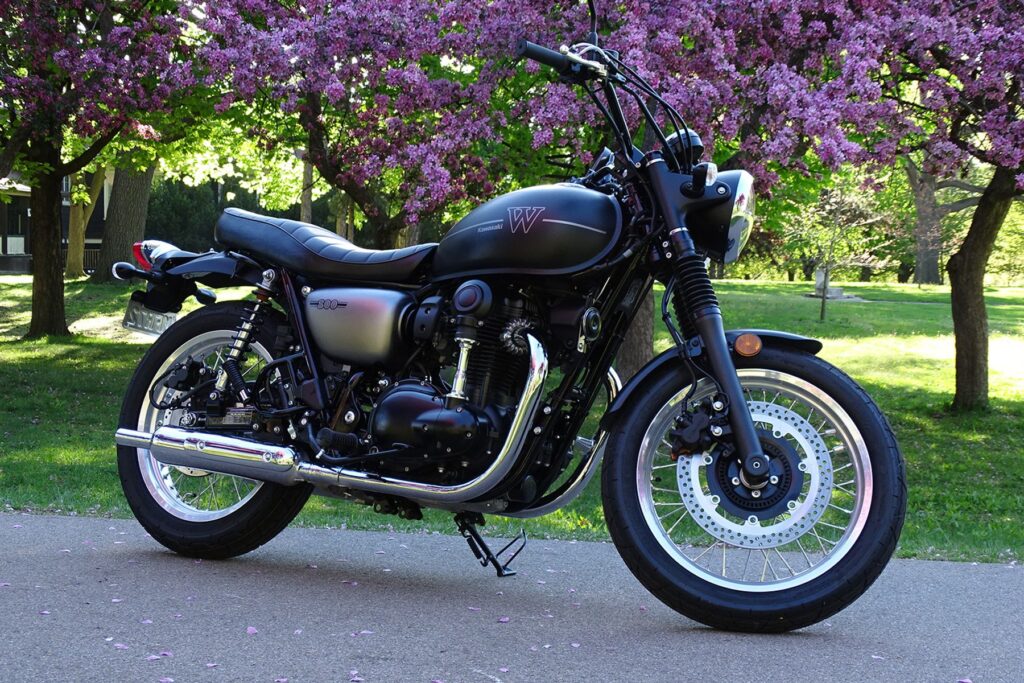 Kawasaki W800 Street