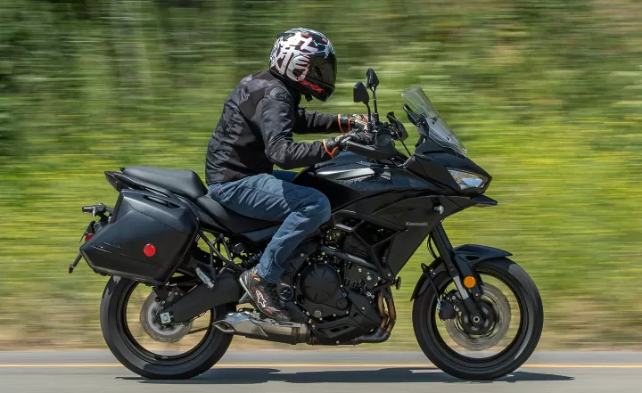 Kawasaki Versys 650 mileage and performance