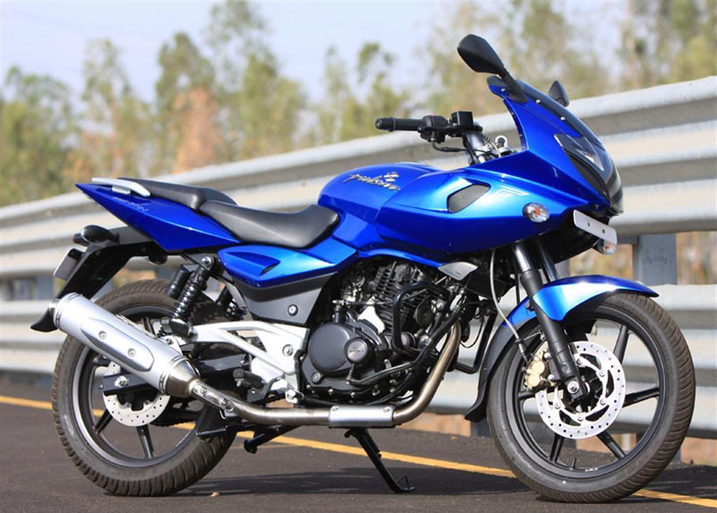 Bajaj Pulsar 220 F 