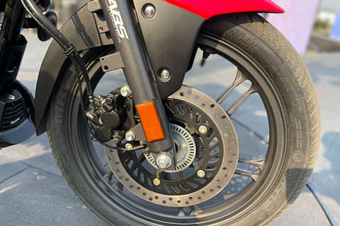 Hero Xtreme 125R brakes