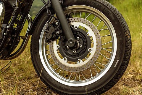 Kawasaki W800 Street brakes