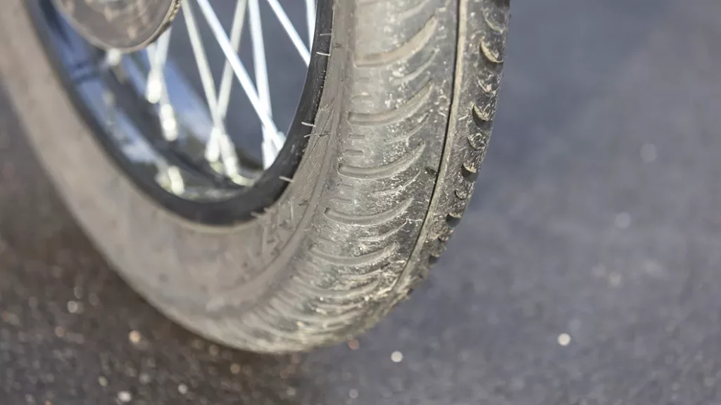 tyres of Kawasaki W175 