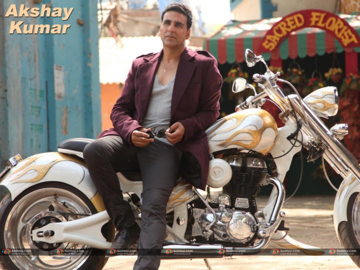 akshay kumar with harley davidson