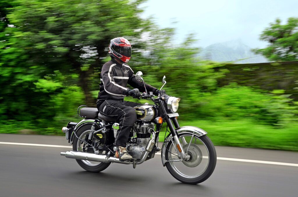 Royal Enfield Bullet 350 mileage and performance