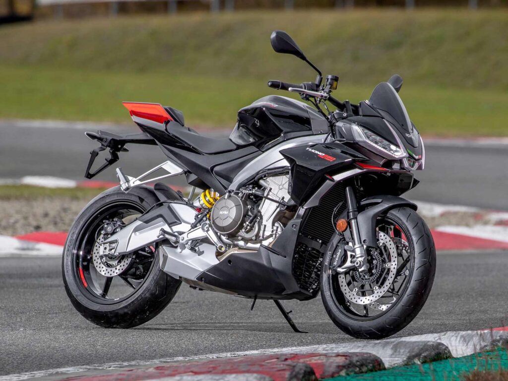 Aprilia Tuono 660 specifications