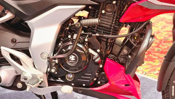 engine of Bajaj Pulsar N150