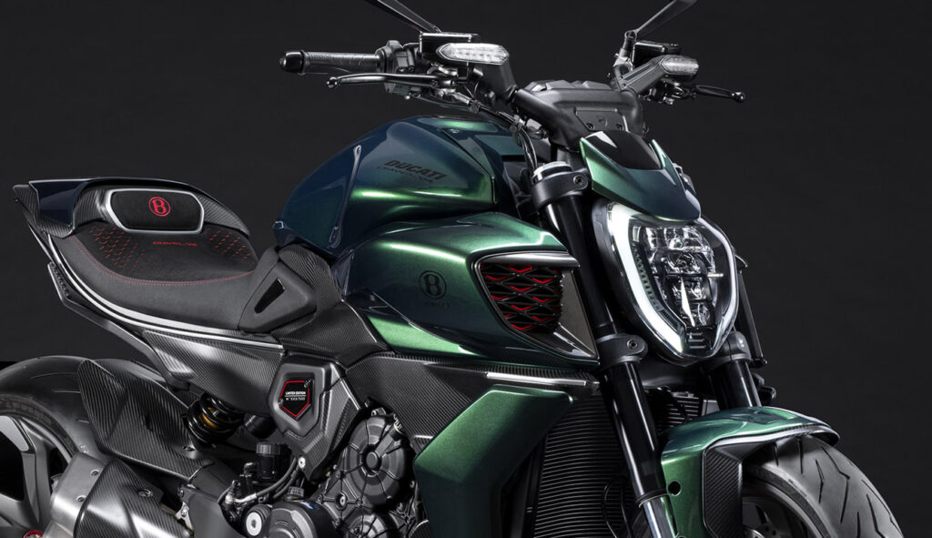 Ducati Diavel V4 features and safety