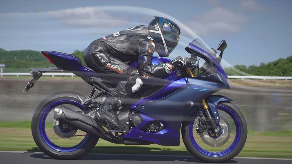 Yamaha R15 V4 performance