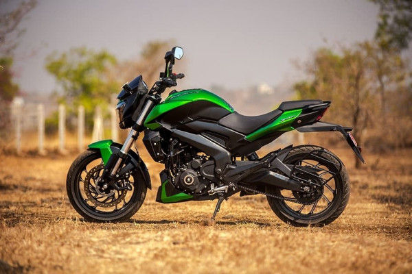 Bajaj Dominar 400 specifications