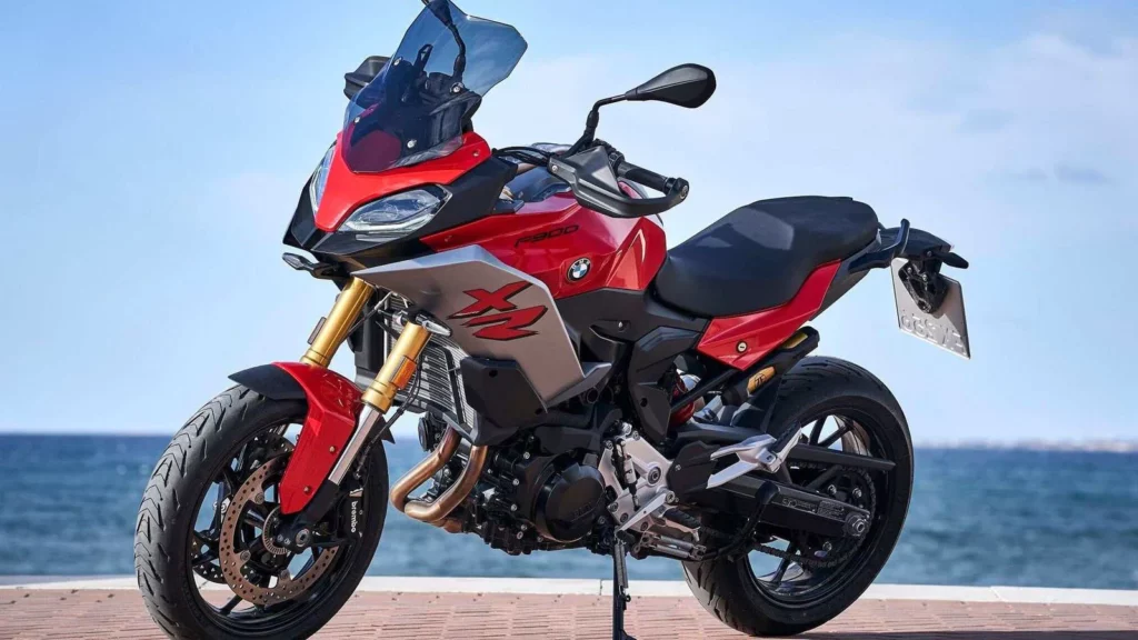 BMW F 900 XR specifications