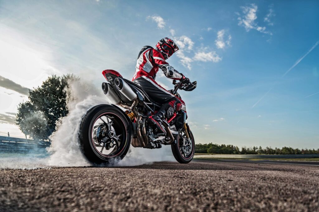 Ducati Hypermotard 950 mileage and performance