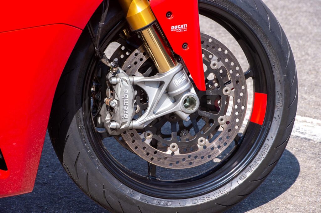 Ducati Supersport 950 suspension and brakes