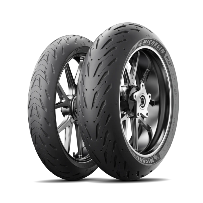 Ducati Streetfighter V2 tyres