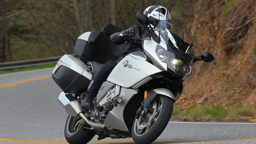 BMW K 1600 GTL mileage and performance