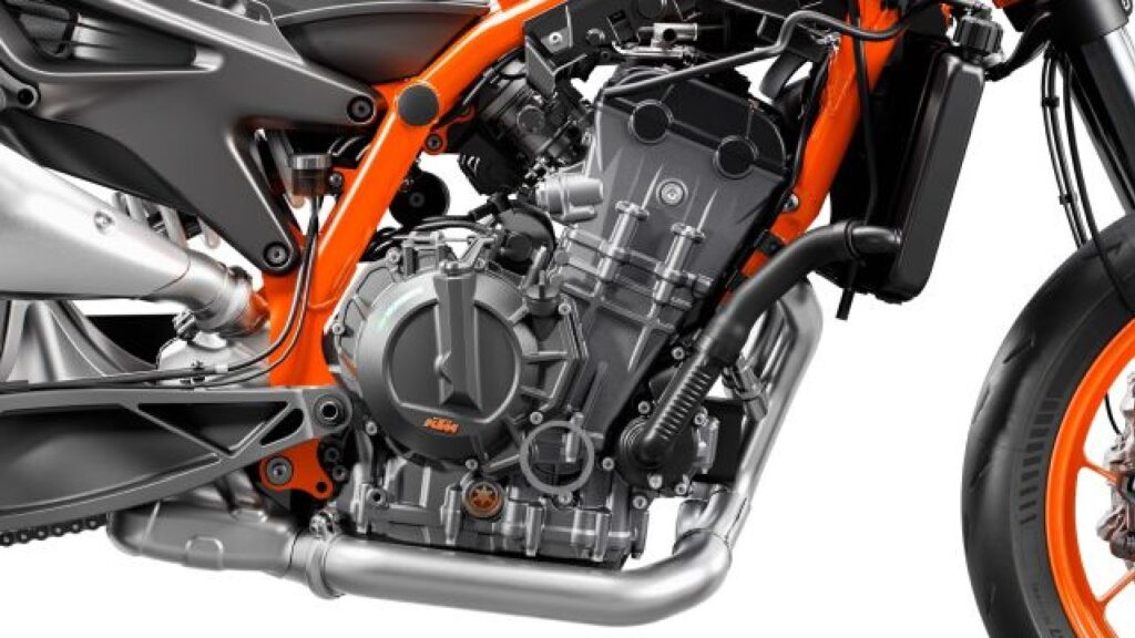 KTM 890 Duke Engine (इंजन)