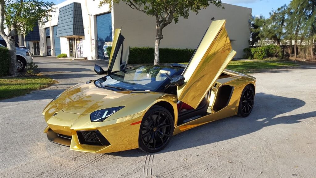 Lamborghini Aventador Gold