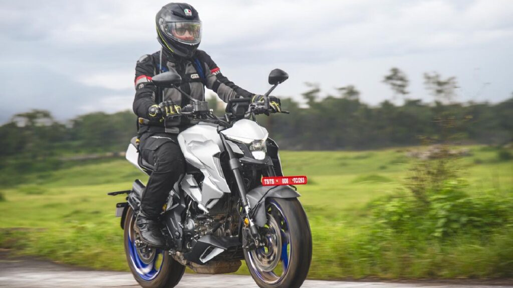 Zontes 350R Mileage and Performance (माइलेज एंड परफॉरमेंस)