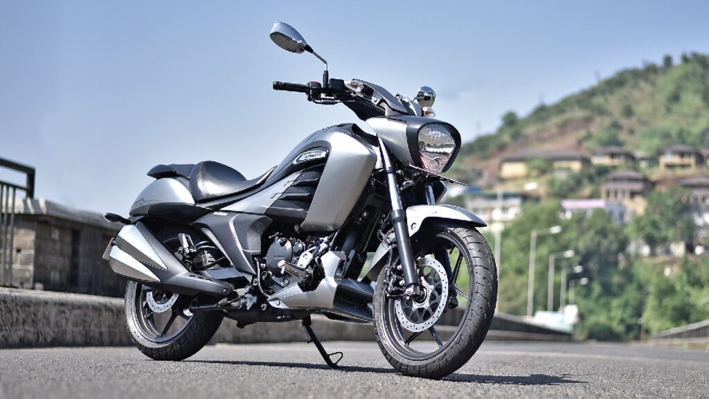 Suzuki Intruder 150