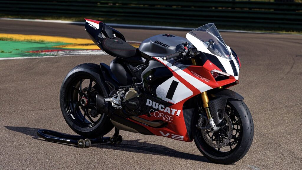 Ducati Panigale V2